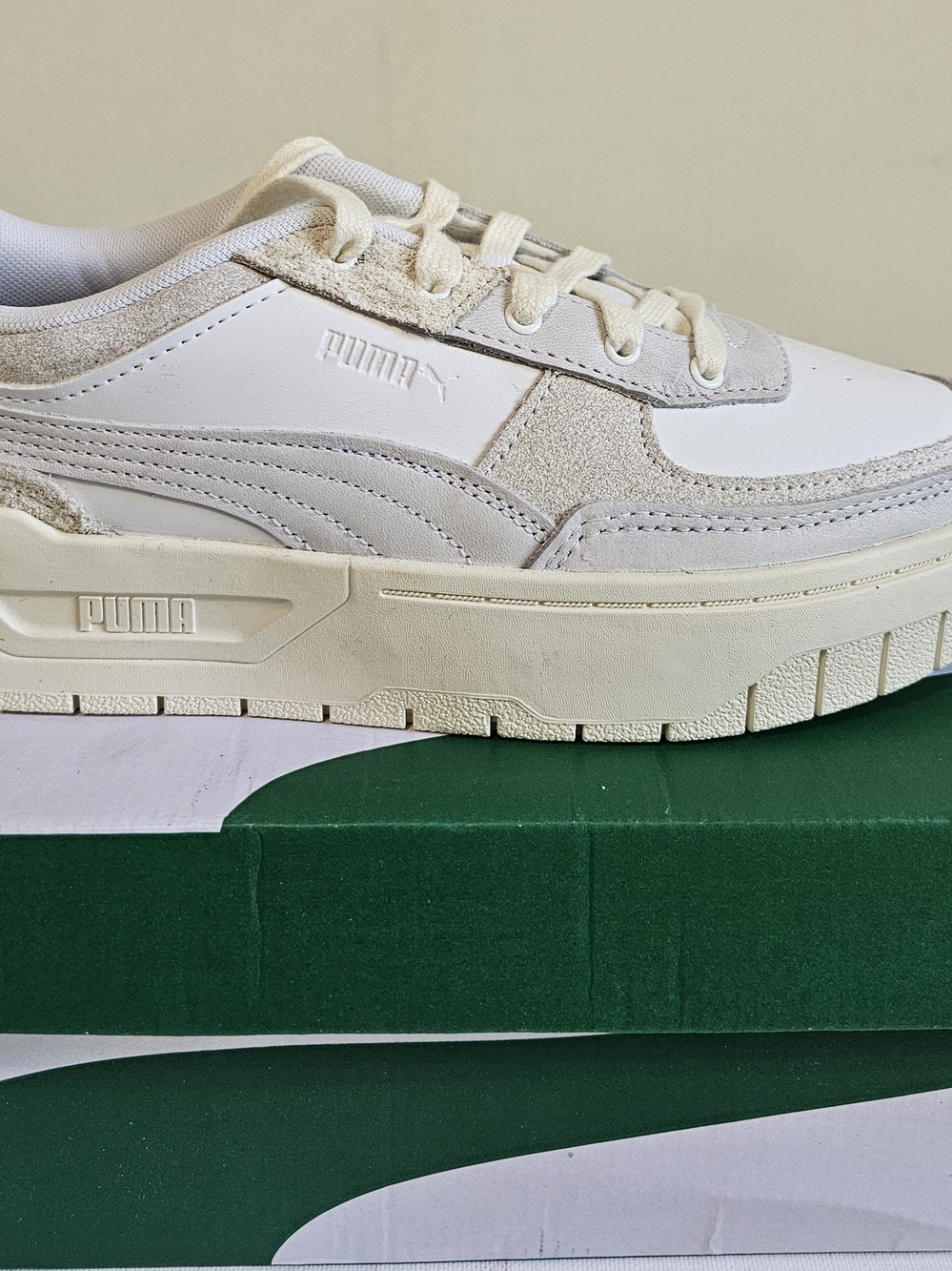 Puma Women's White And Cream Casual Sneakers